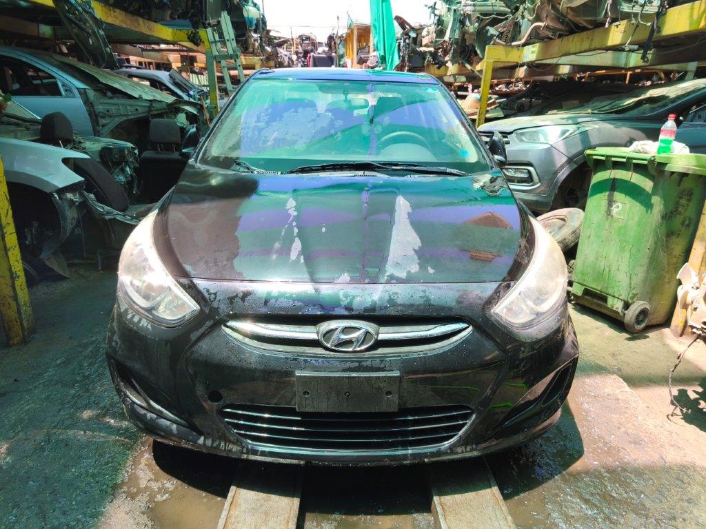  Hyundai ACCENT RB  USADO